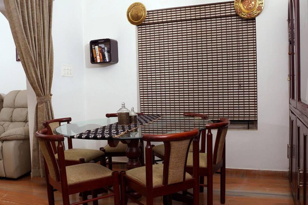 Sowparnika - A Family Home Experience Kochi 외부 사진